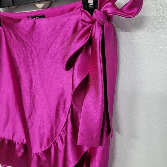 Dear Moon Ruffled Wrap Skirt - Picture 6 of 16